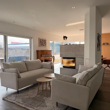 Luxus - 240m2-sauna-kamin-4 Schlafzimmer-2 Baeder 펜션