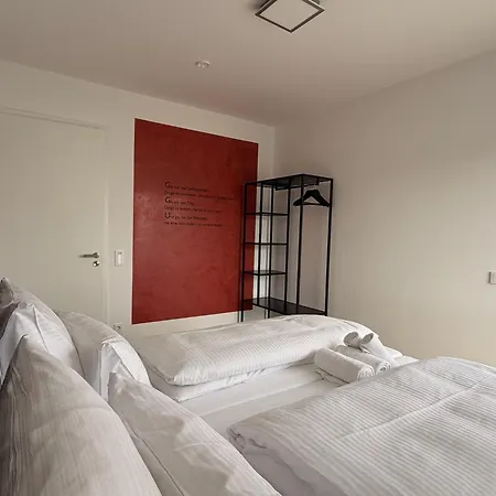 Luxus - 240m2-sauna-kamin-4 Schlafzimmer-2 Baeder Igling